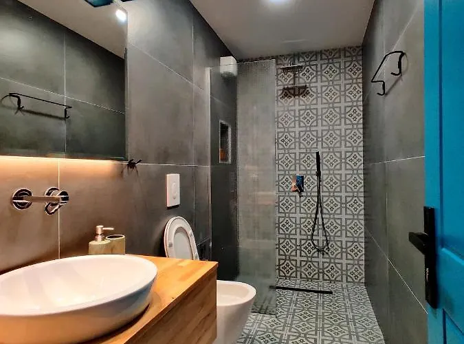 דירה Piro's Cozy - Centre