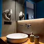 Piro's Cozy - Centre Apartament Korcza