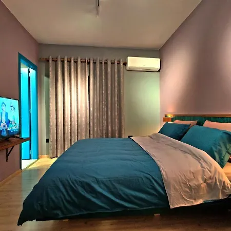Piro's Cozy - Centre *